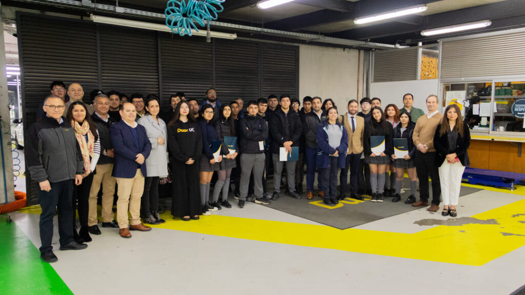 Asistentes al lanzamiento de Ingeniería en Mantenimiento Industrial